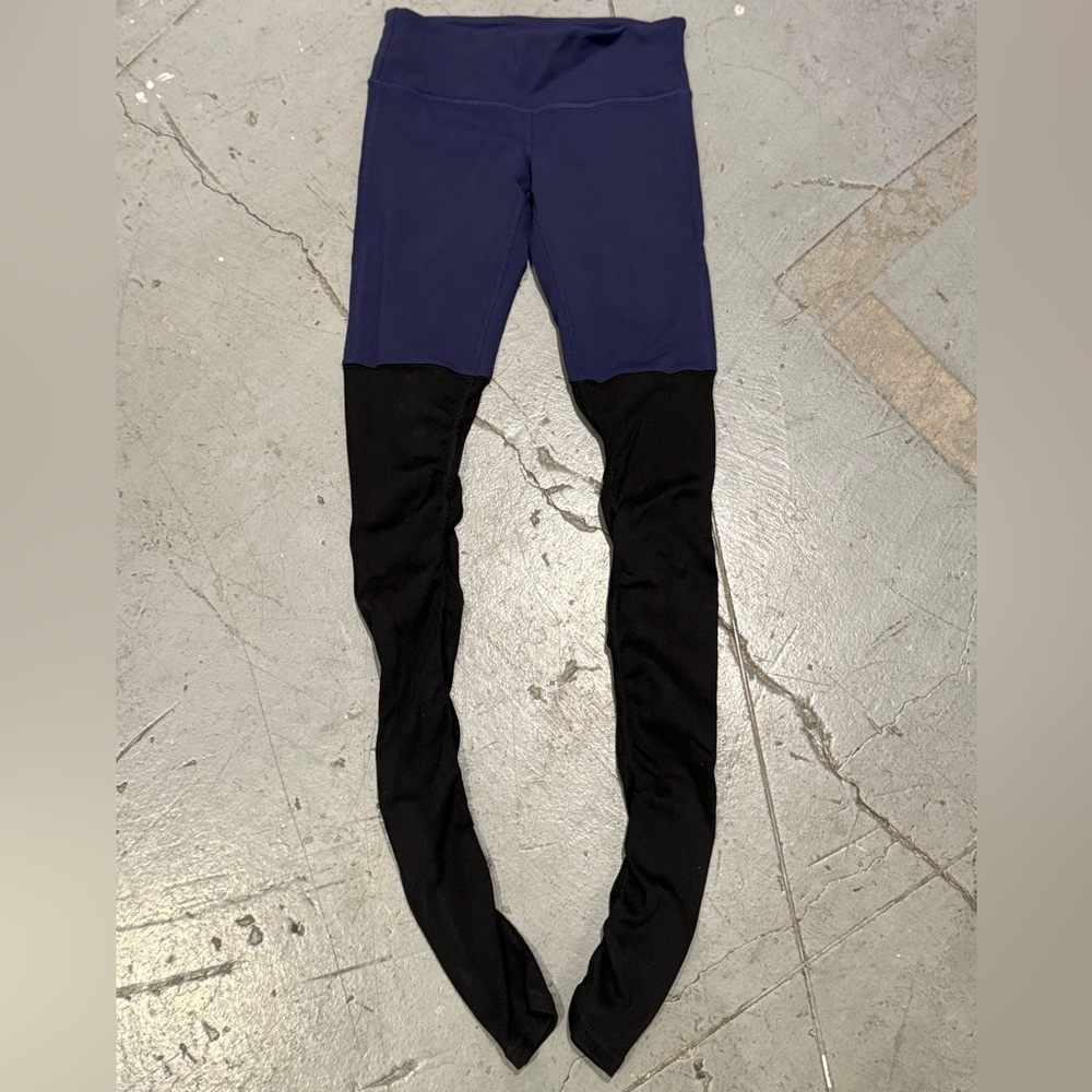 ALO Yoga Deep Blue and Black Leggings